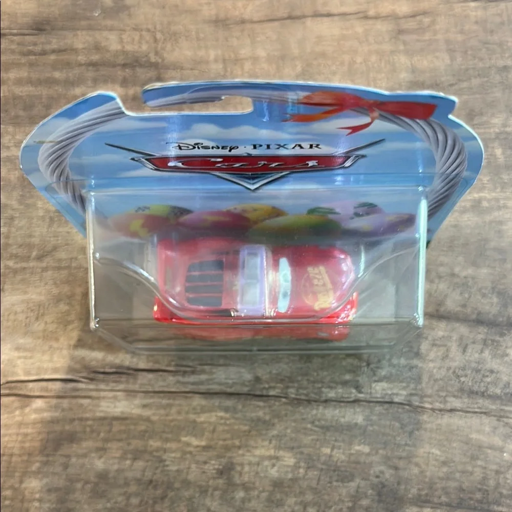 Mattel Disney Pixar Cars Lightning McQueen as Easter Buggy Toy Car - New in box - Picture 2 of 3
